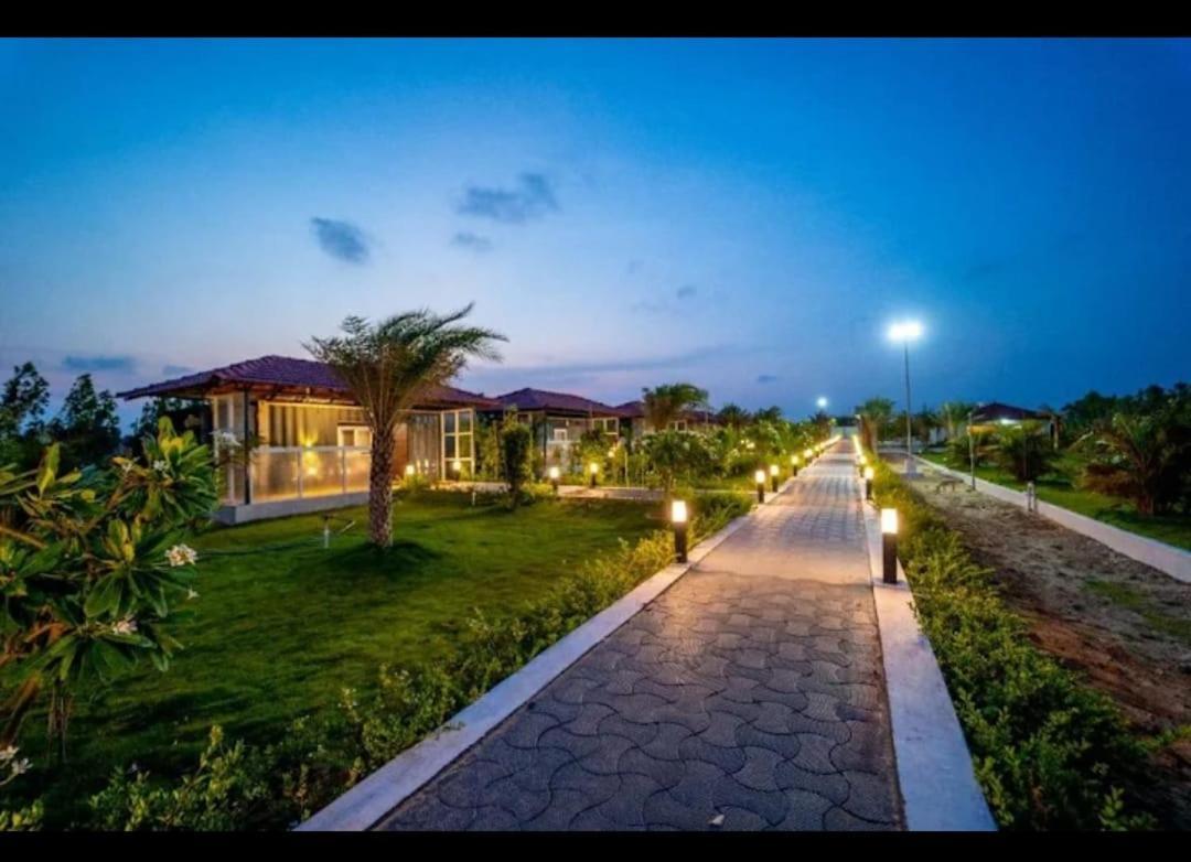 Dusk And Dawn Beach Resort Rameshwaram Exterior photo