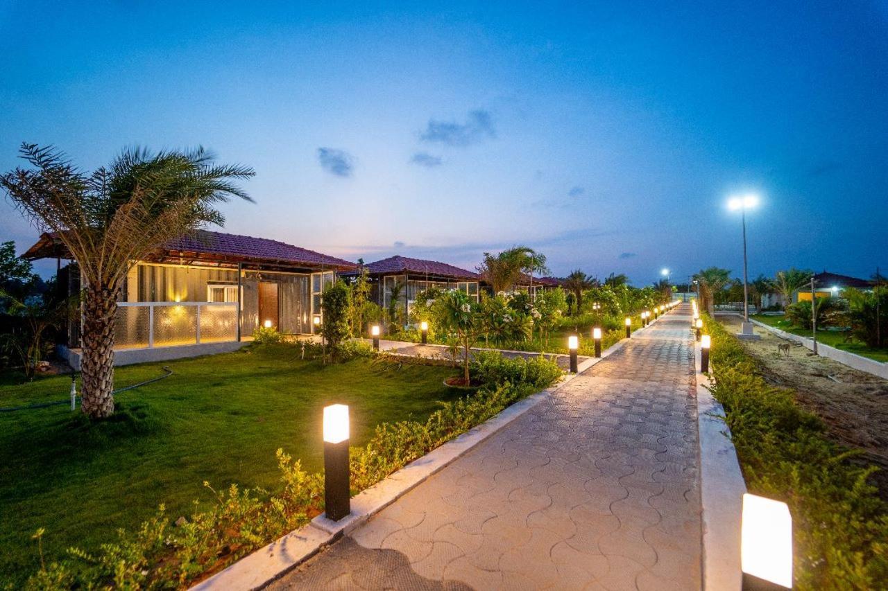 Dusk And Dawn Beach Resort Rameshwaram Exterior photo